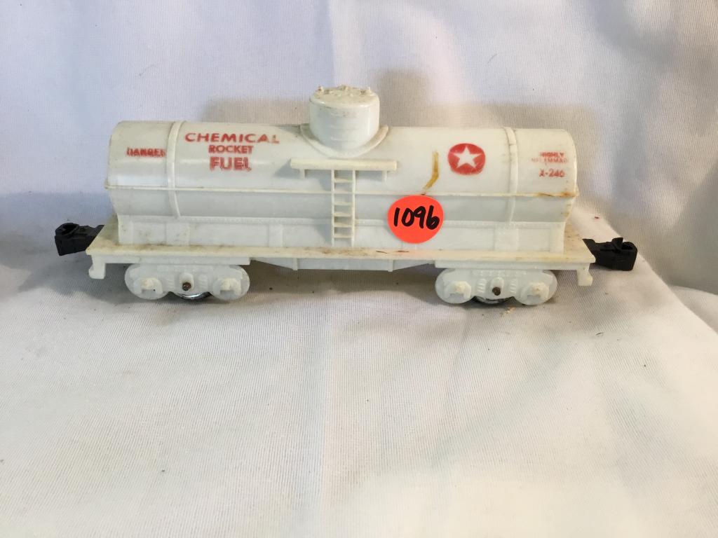 LIONEL ROCKET FUEL TANKER TRAIN You are bidding on a: You are bidding on a LIONEL ROCKET FUEL TANKER TRAIN.... a great addition to your collection!