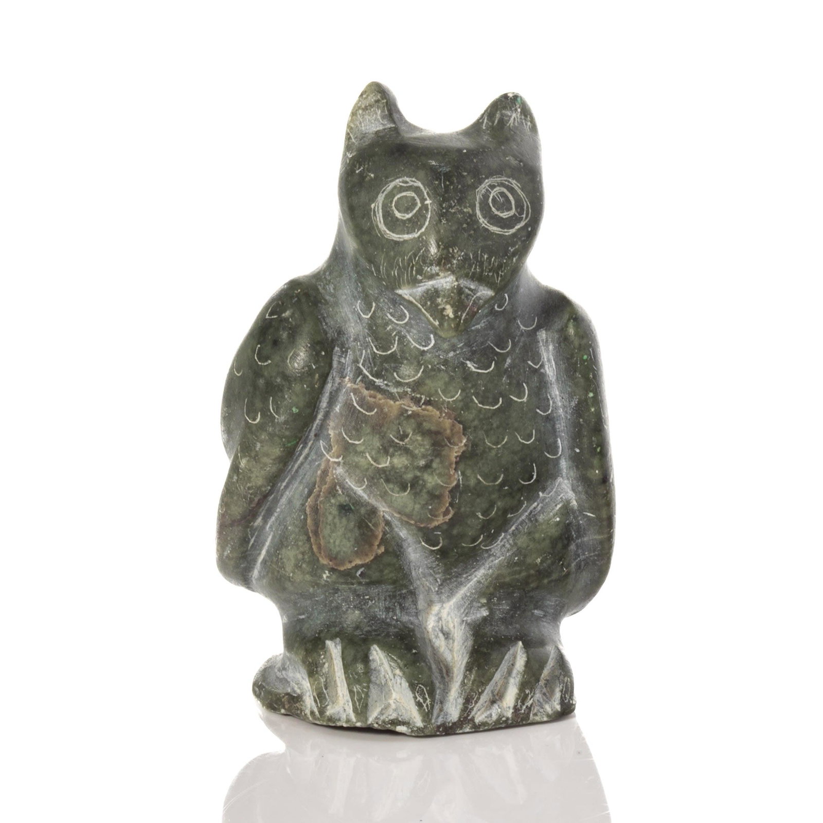 DAVIDIALUK ALASUA AMITTU, INUIT, Curious Perched Owl, c. 1970: DAVIDIALUK ALASUA AMITTU (1910-1976) PUVIRNITUQ (POVUNGNITUK) Curious Perched Owl, c. 1970 stone, 3.25 x 2.25 x 1.25 in (8.3 x 5.7 x 3.2 cm) signed and inscribed with artist's disc number, "DEVID "E98