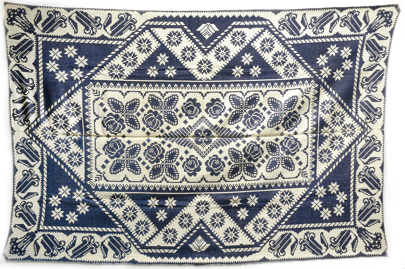 Klaipedos kombinatas 'Daile' Lovatiese (1 of 1)