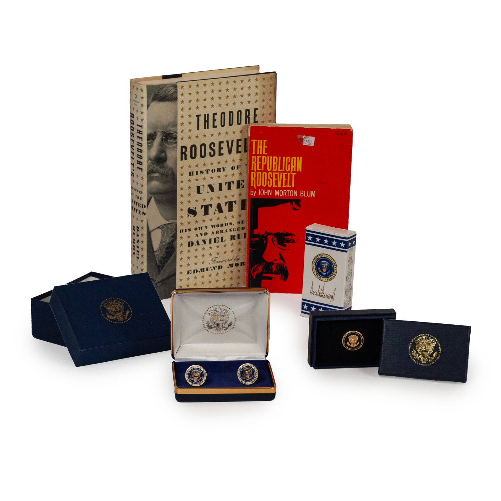 [politics]. Presidential Seal Cufflinks And More Auction