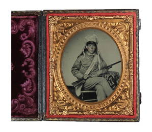 [Ambrotype] Confederate w/ Colt Revolving Rifle