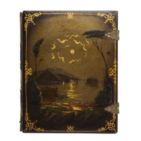 [EARLY PHOTOGRAPHY] Finely Painted Half Plate Case 