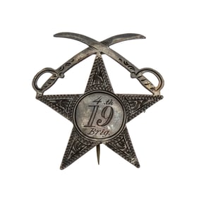 [CIVIL WAR] Engraved Crossed Saber Badge