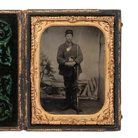 [CIVIL WAR] Double Armed Soldier with Painted Camp Background