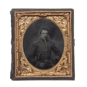 [CIVIL WAR] Scarce Belt Plate Worn by Early War Soldier Portrait