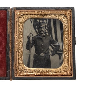 [CIVIL WAR] 2nd NH Infantryman with Flag Background