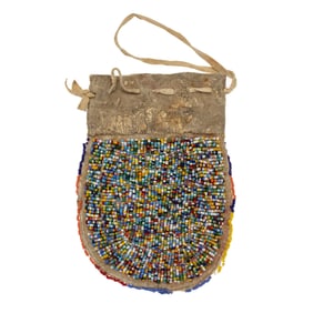[NATIVE AMERICAN] Plains Multicolor Beaded Bag