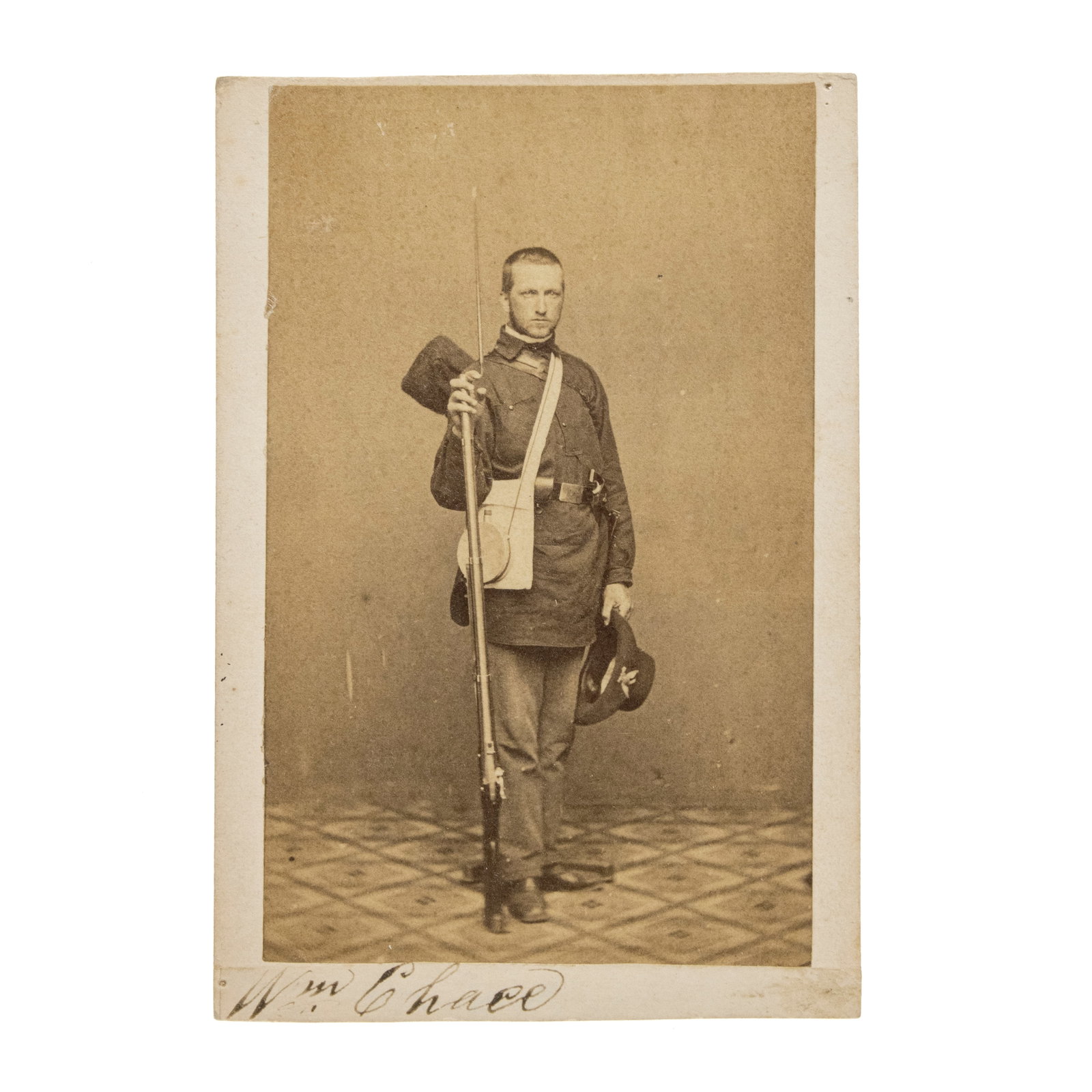 [CIVIL WAR] Rhode Island's Pleated Blouse: Early 1861 Bull Run Veteran, CDV of Private William Chace (1 of 2)