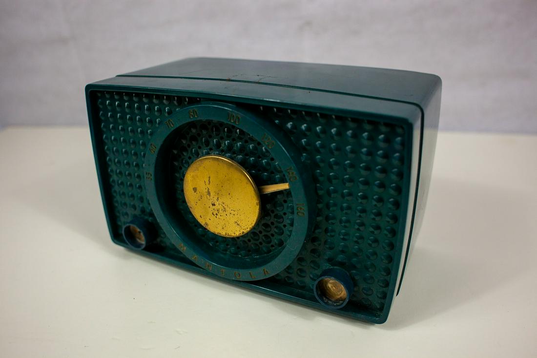 1952 B.F. Goodrich Model 93-52 Bakelite Radio: Tabletop Vintage radio. Bakelite as shown. All radios are untested and sold as-is