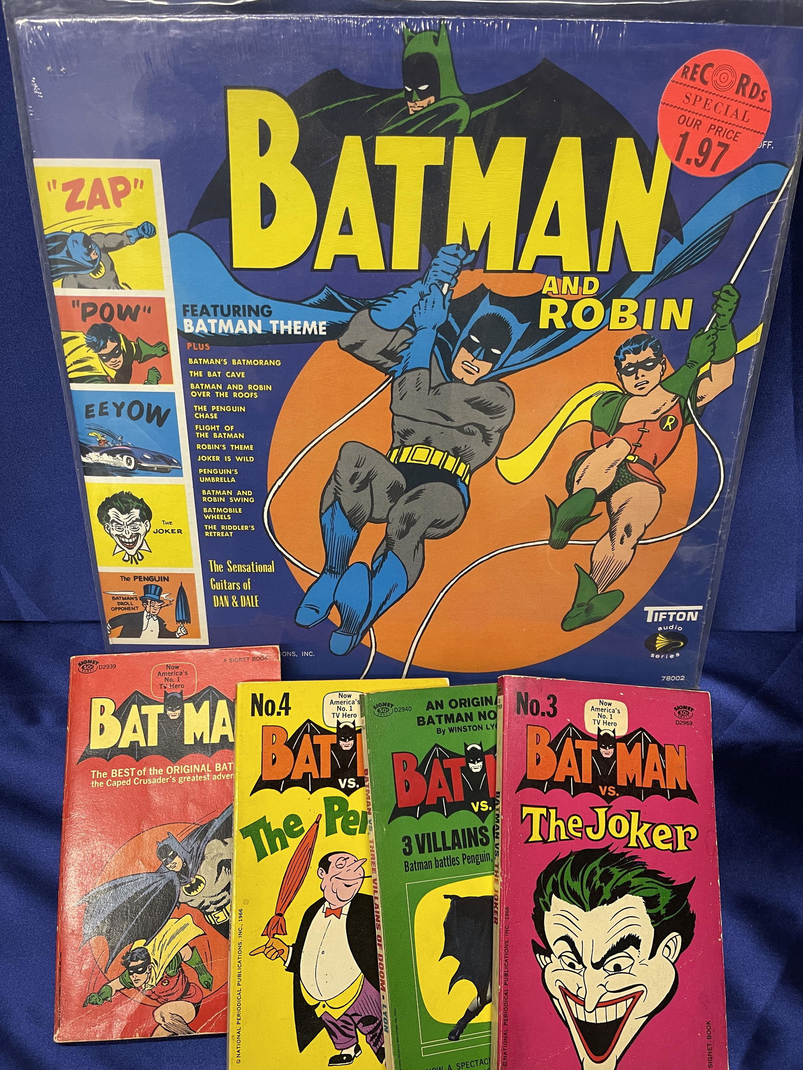 1960's Batman and Robin sealed 33rpm Vinyl record with (1 of 1)