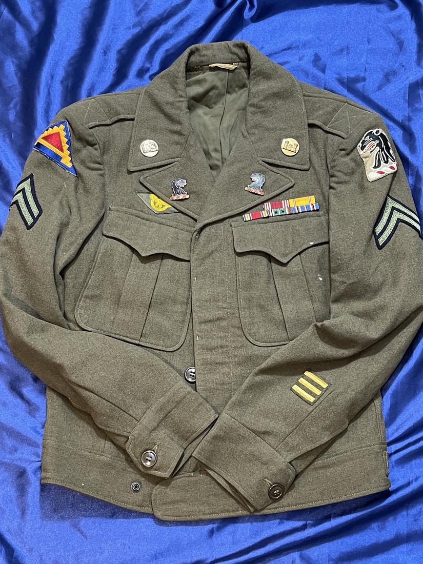WWII 11th Engineer Bn. Ike Jacket - Rare Insignia (1 of 3)