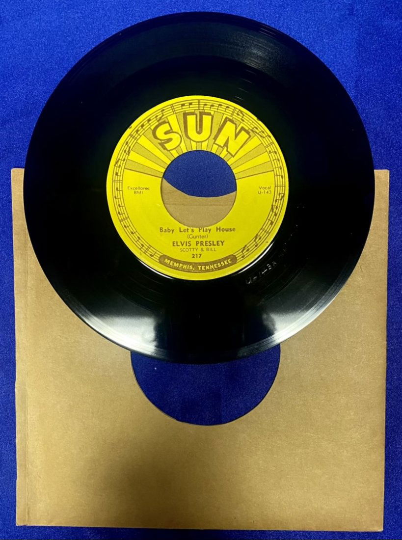 Original Elvis Presley SUN 45 - Baby Let's Play House - 217 (1 of 3)