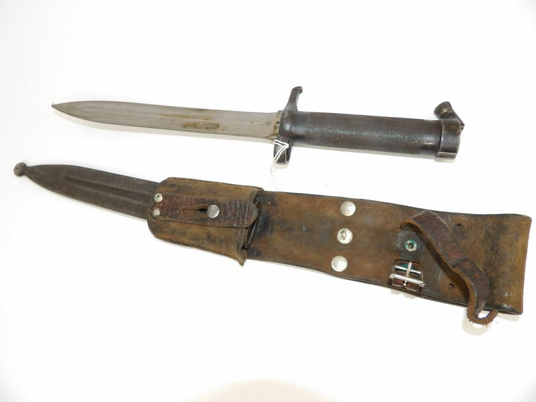 Swedish M1896 Bayonet: With Scabbard and Frog
