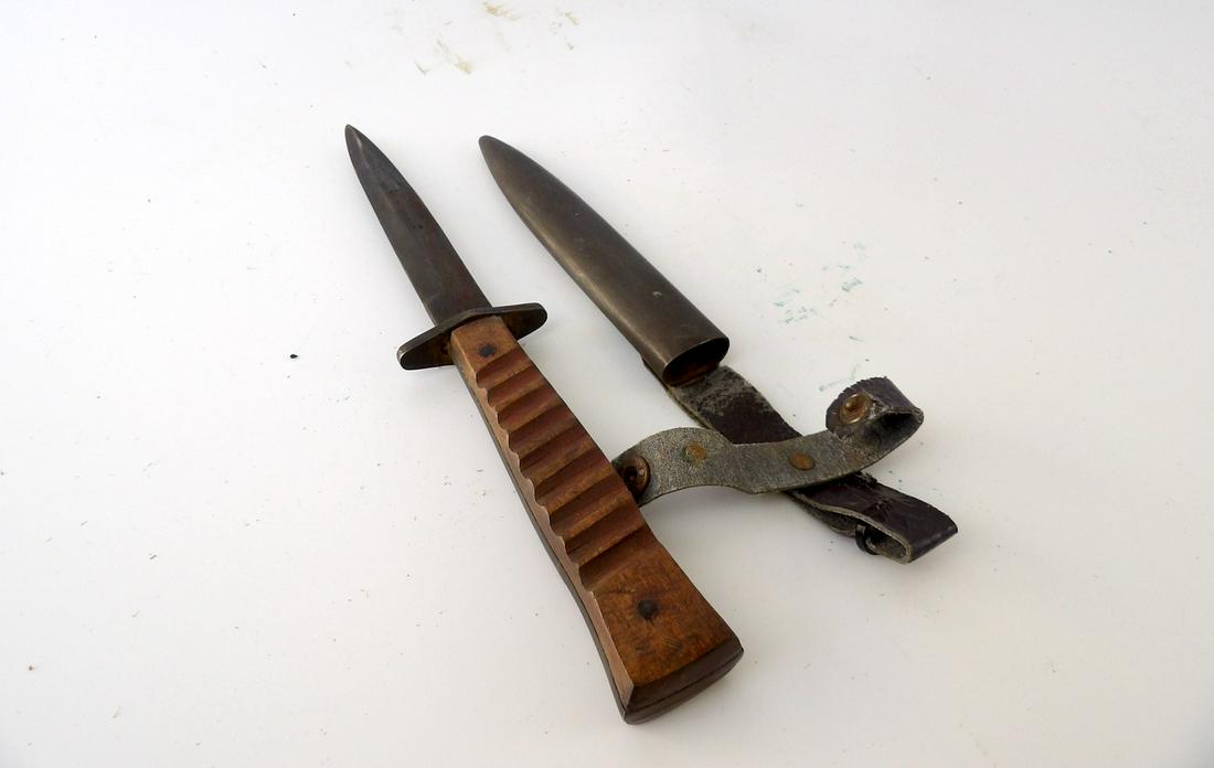 RARE WW2 German Hammes Solingen Fighting Knife (1 of 6)