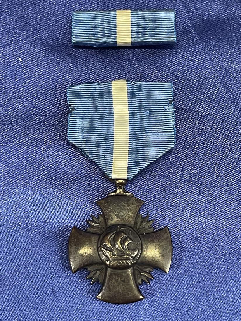 WWI - WWII Navy Cross (1 of 2)