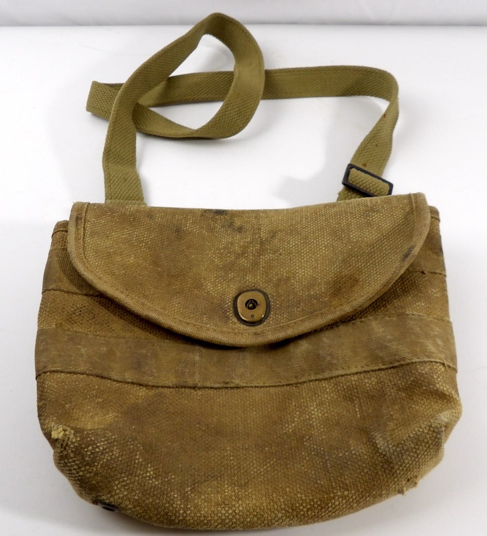 WW1 WWI M1918 Shotgun Ammo Pouch for the M1897 Trench Gun: Dated 1919 and Marked Progressive.