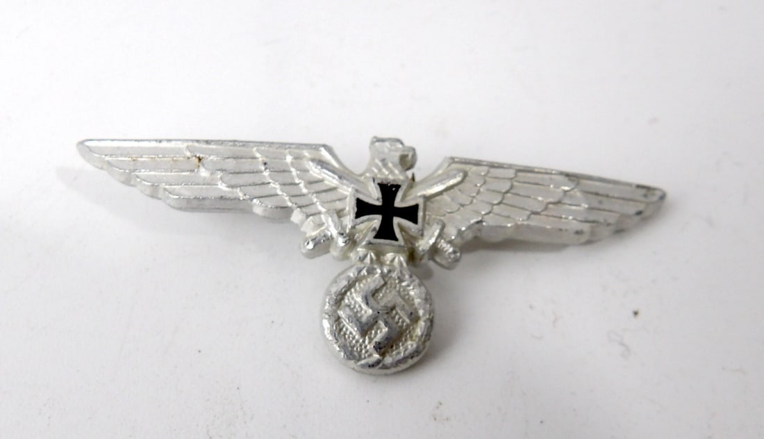 WW2 WWII German Veterans Assocation's Visor Eagle (1 of 4)