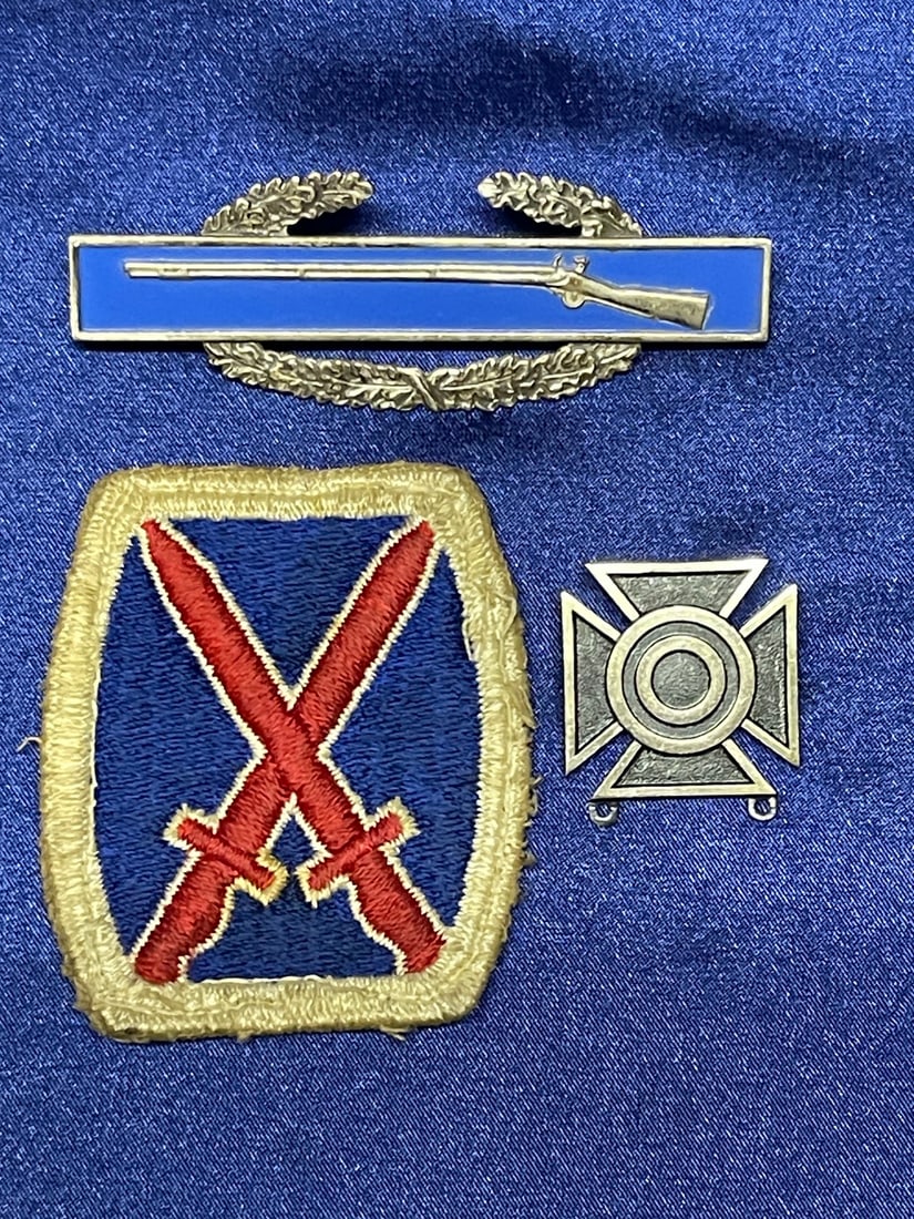 WWII 10th Mountain Div. Insignia (1 of 2)