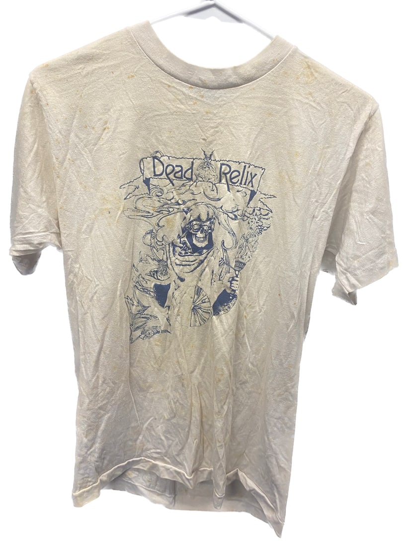 1970's Vintage Grateful Dead Concert T-Shirt: Original vintage shirt from a true Deadhead who attended each concert. As shown