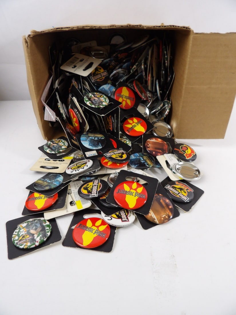 1993 Jurassic Park Promotional Buttons Lot (1 of 6)