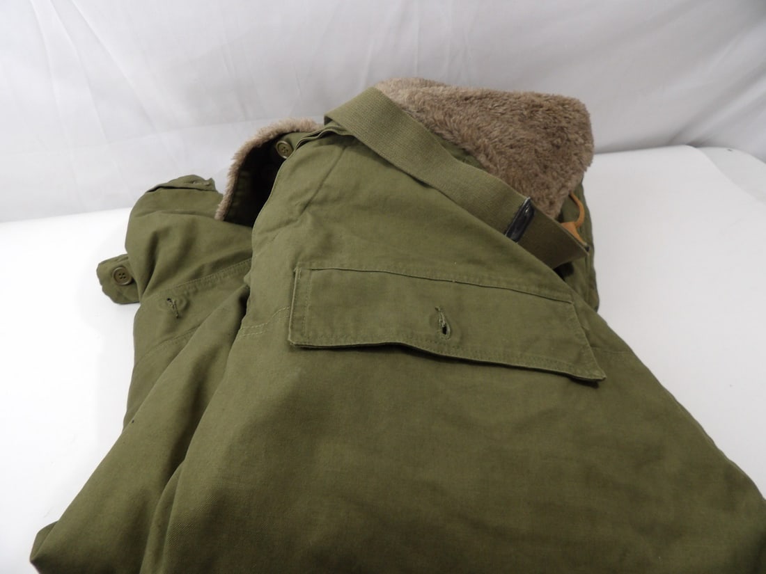 Original WW2 AAF Type A-10 Winter Flight Trousers (1 of 8)