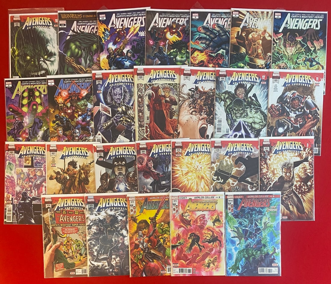 Marvel Assorted Avengers Comic Book Lot - Modern (1 of 1)