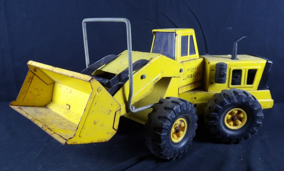 Vintage 1970's Mighty Tonka Loader (1 of 13)