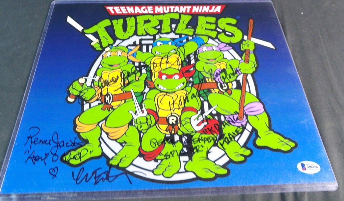 Teenage Mutant Ninja Turtles Cast signed Autographed Photograph (1 of 9)