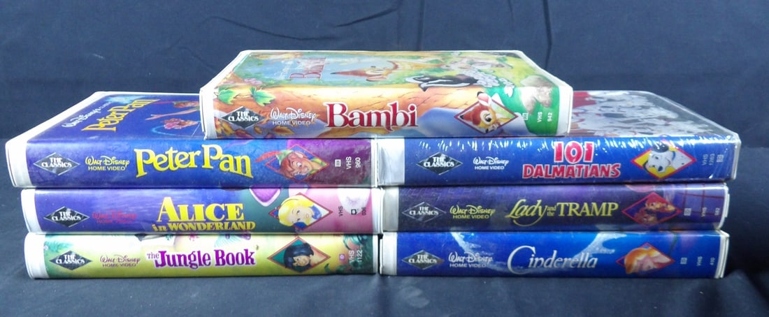 Lot of original Black Diamond Classic Walt Disney VHS Movies: No movies have been tested. Cases show minor signs of wear.