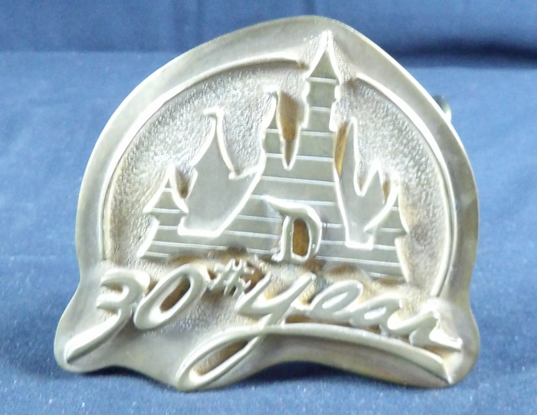 Vintage Walt Disney Cast Member 30 years of service artist signed Belt Buckle (1 of 4)