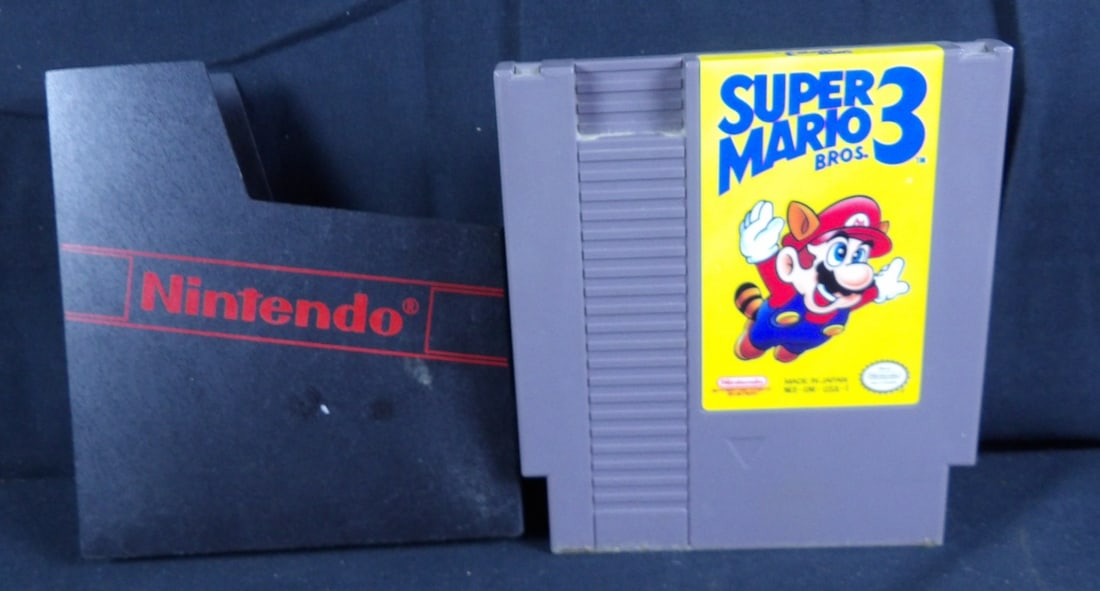 Original NES Super Mario Brothers 3 game cartridge and sleeve: Untested