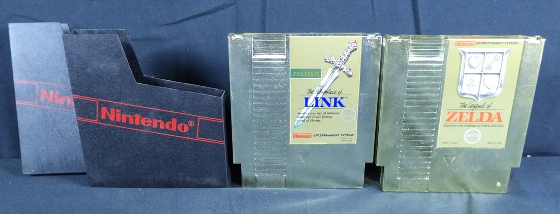 Original NES Gold The legends of zelda I and Zelda II Game Cartridges and sleeves (1 of 9)