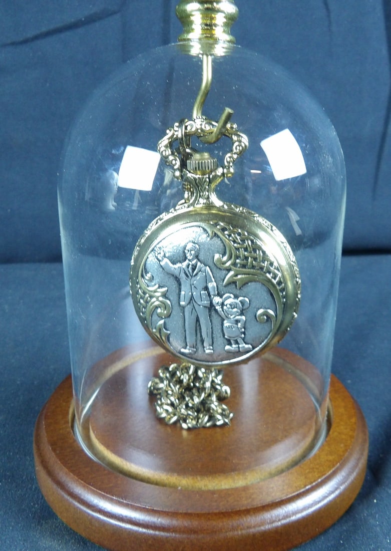 1998 Walt Disney 70th anniversary collectors pocket watch (1 of 9)