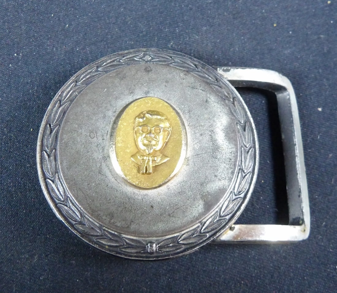 Rare Vintage Jostens Sterling KFC Colonel Sanders Belt Buckle (1 of 3)