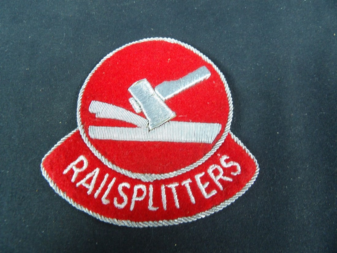 WW2 WWII Bullion 84th infantry patch with rare Railsplitters Rocker/Tab (1 of 3)