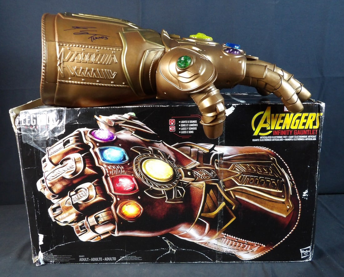 Incredible Dual Autographed Marvel Avengers Thanos Infinity Gauntlet (1 of 11)