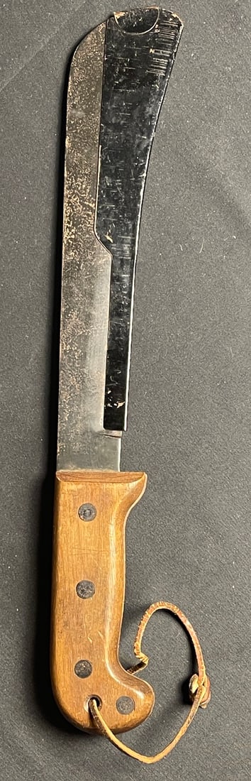 WWII CASEXX U.S. Navy Survival Knife (1 of 3)