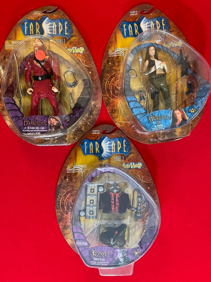 Farscape Toy Vault Action Figures -3 (1 of 1)