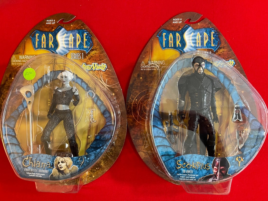 Farscape Toy Vault Action Figures -2 (1 of 1)