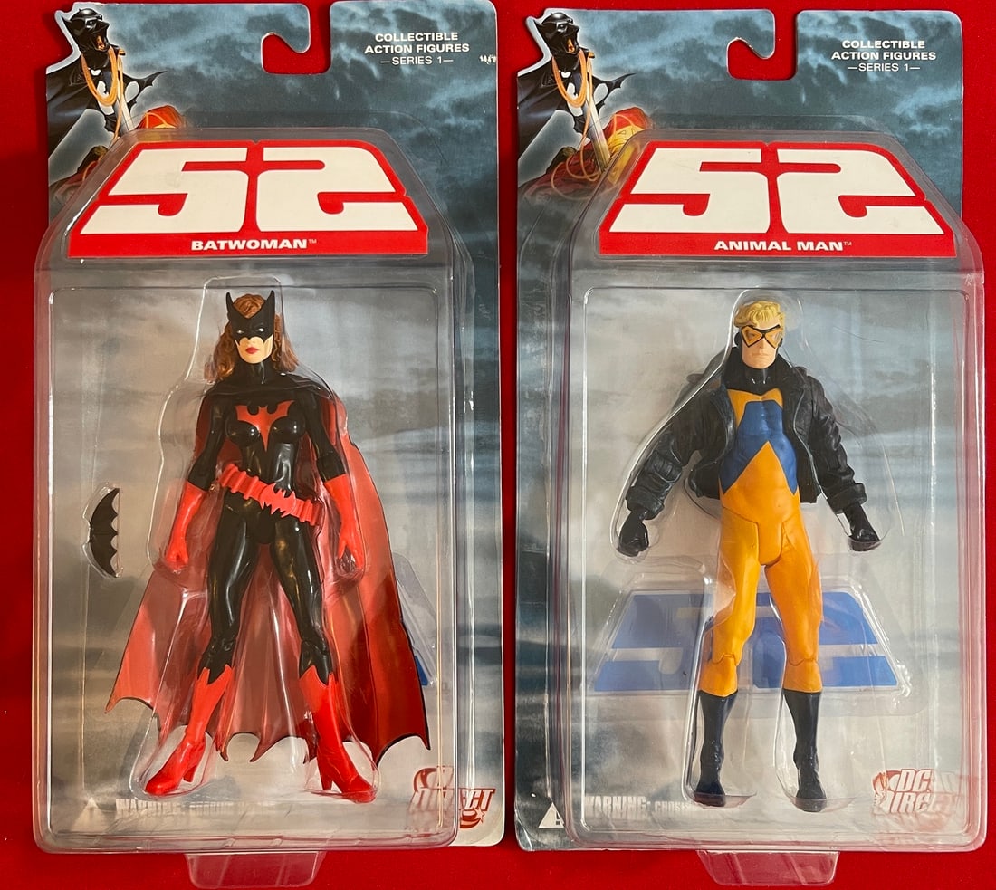 DC Direct Action Figure Series 1 Lot 52 Batwoman and Animal Man (1 of 1)
