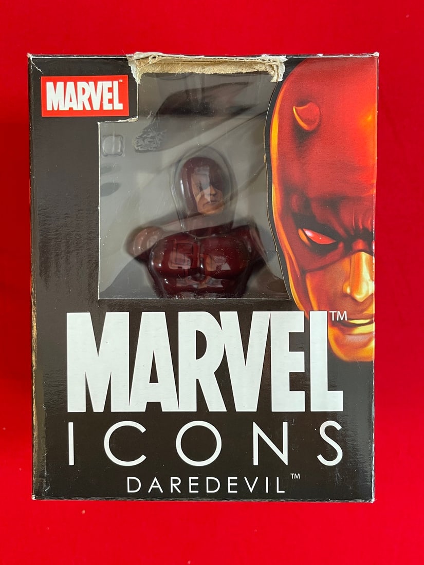 Marvel Icons Daredevil Mini-Bust Limited Edition (1 of 2)