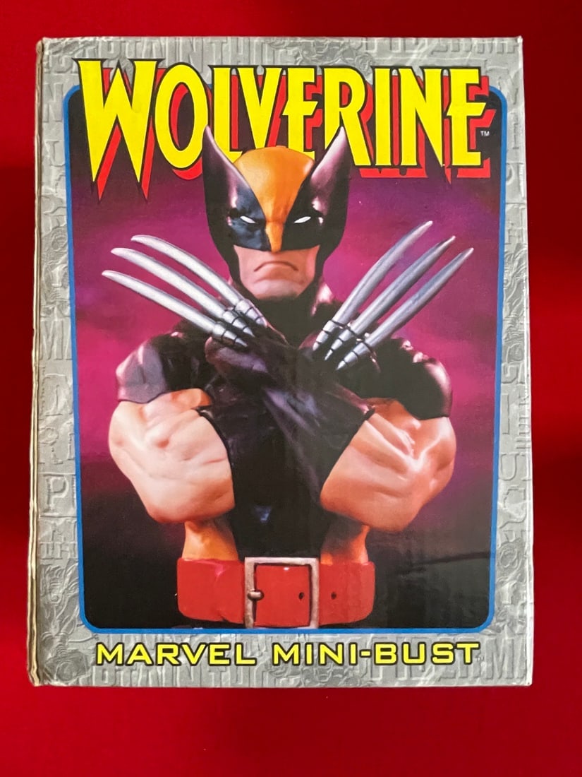 Marvel Mini-Bust Wolverine NIB LE (1 of 2)