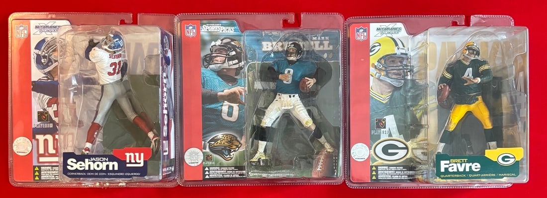 McFarlane Football Figures Statues NIB - 3 Brett Favre (1 of 1)