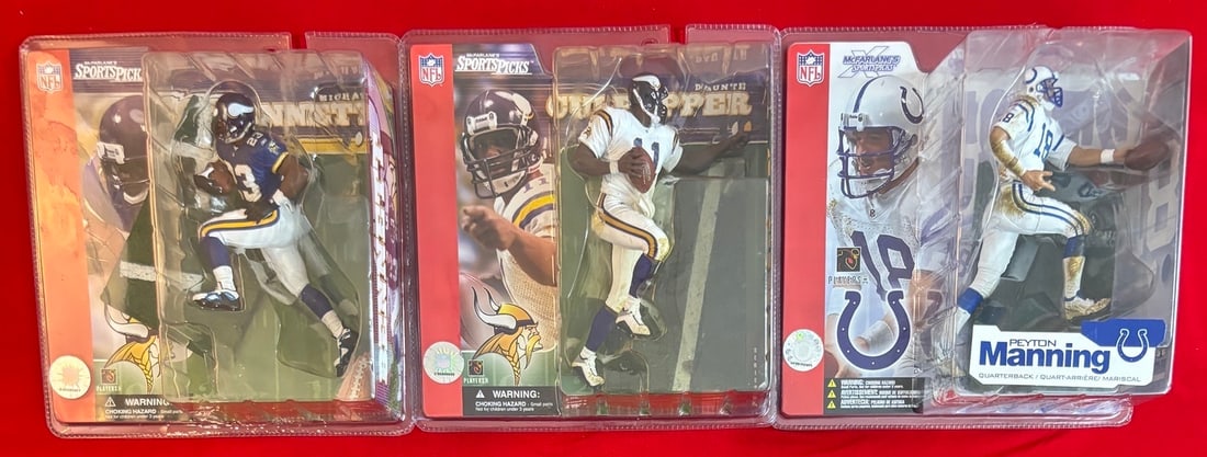 McFarlane Football Figures Statues NIB - 3 Manning (1 of 1)