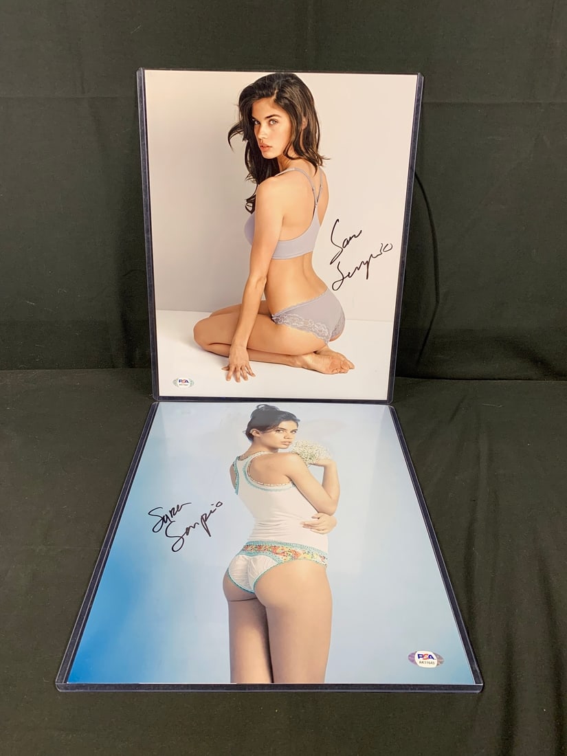 Sara Campaign Autographed Photo Lot (1 of 2)