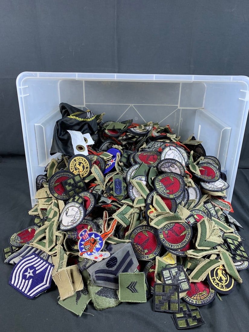 Extremely large mixed lot of military patches: Tote not included in sale. Well over 500 Patches
