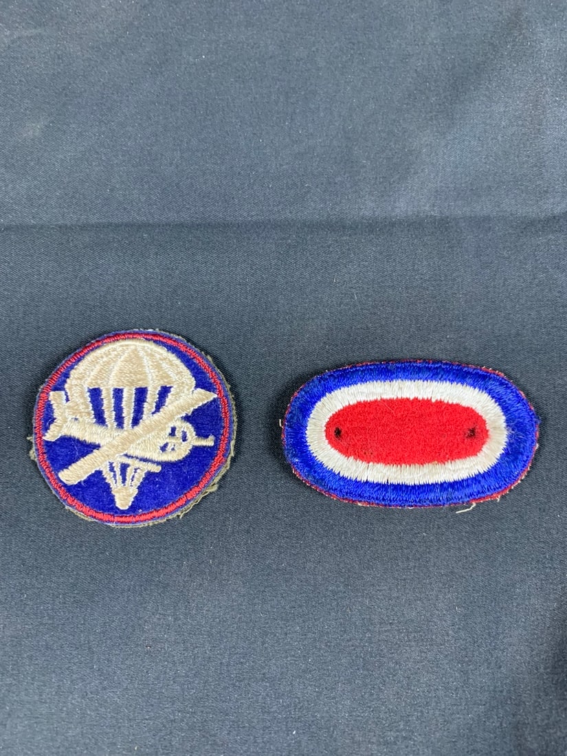 Attributed WW2 WWII Airborne Jump Oval Patch Group (1 of 2)