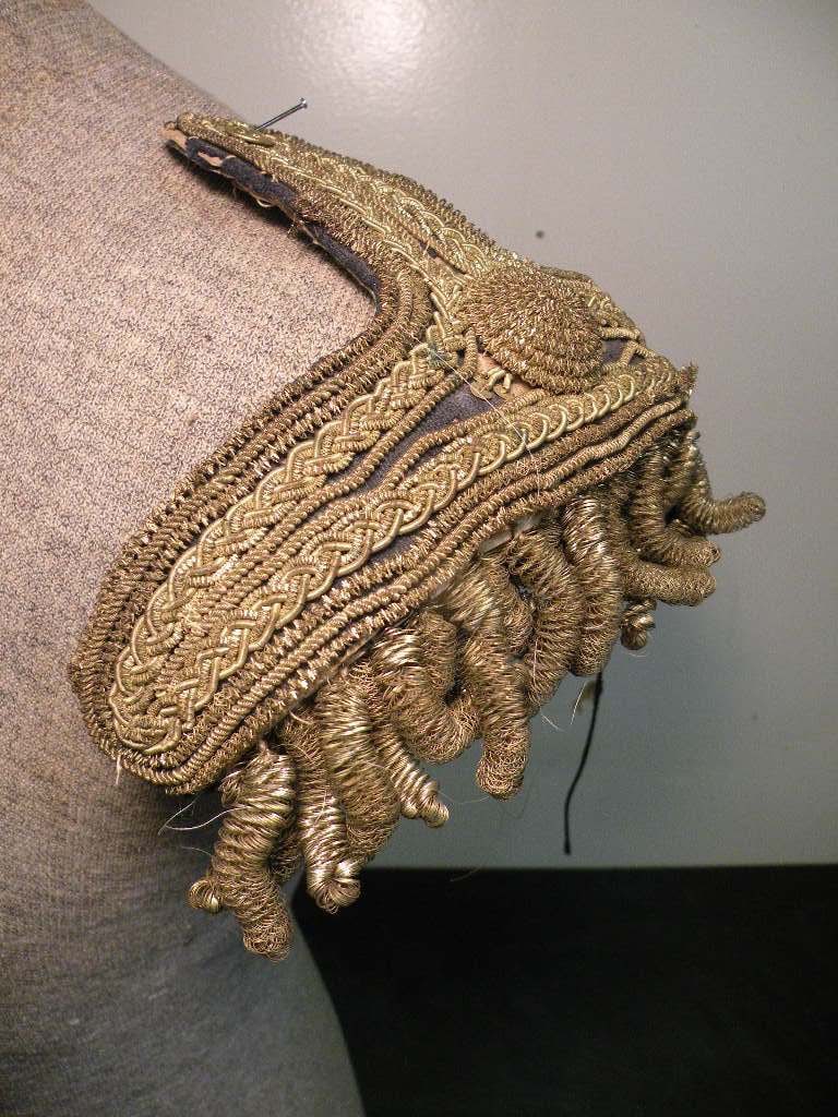 War of 1812 Officers Epaulet (1 of 5)