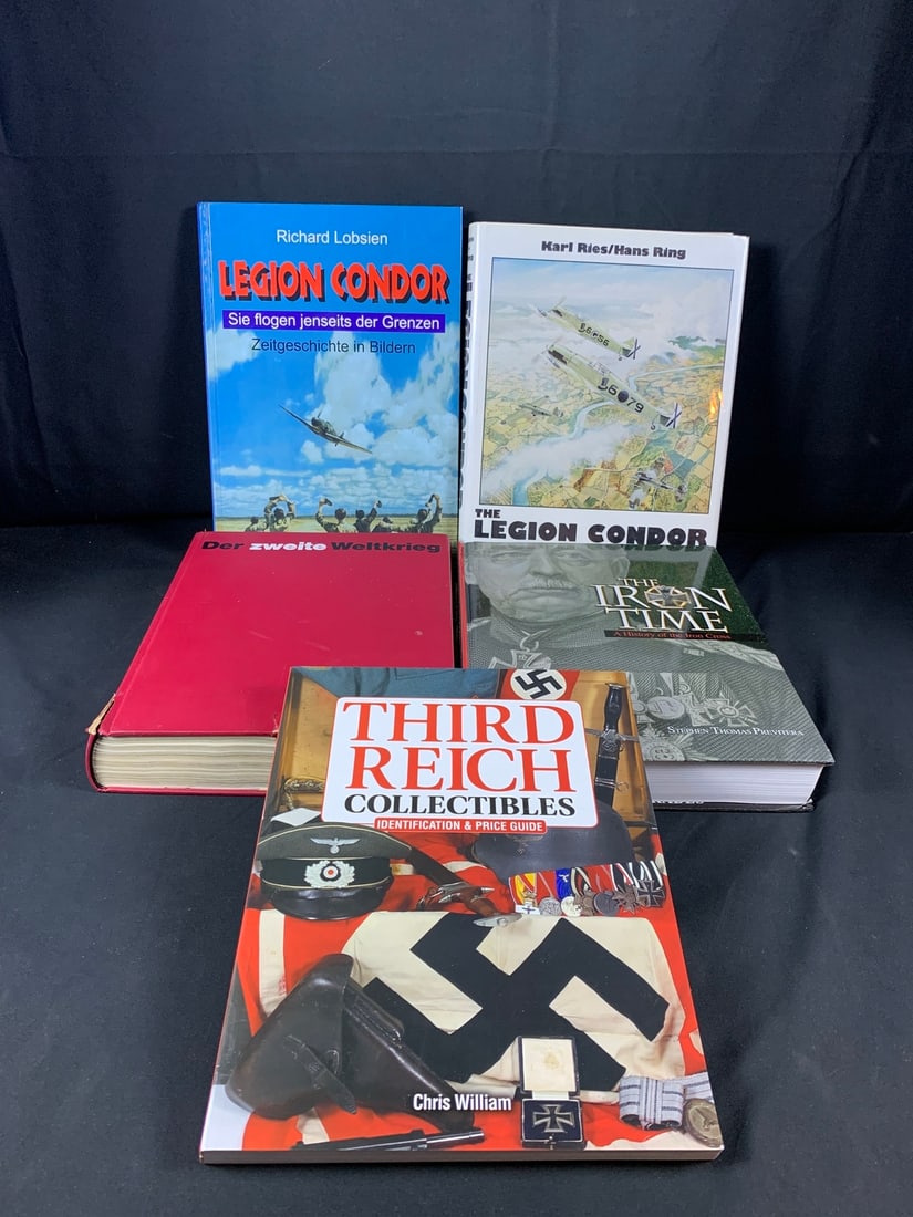 Mixed lot of WW2 Third Reich German Military Reference Books.: Lot of 5 Books