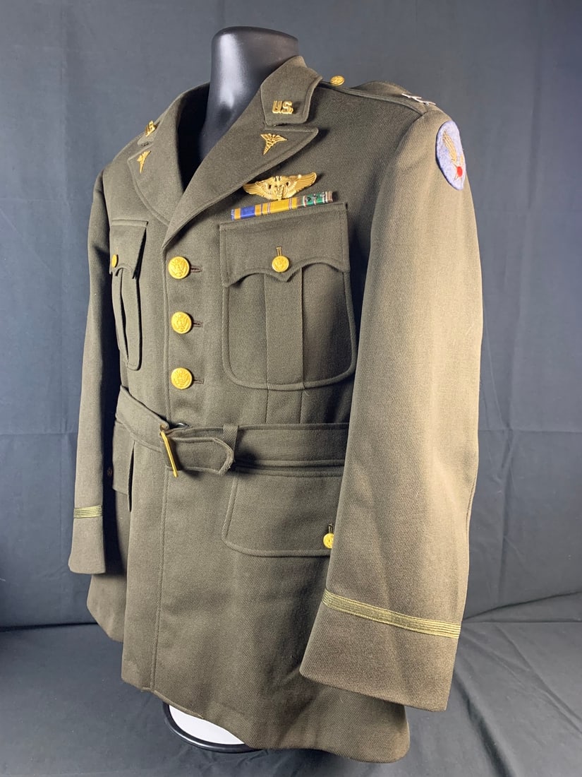 Named WW2 WWII USAAF Flight Surgeon Captains Officers Jacket (1 of 15)